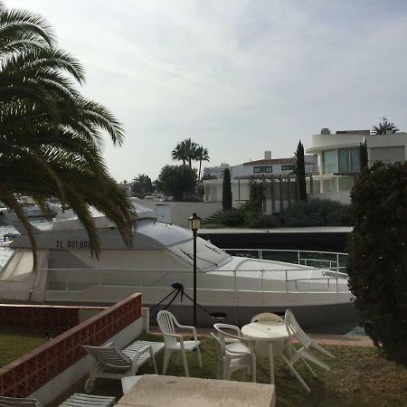 Appartement Rez De Jardin Emplacement #1 Empuriabrava Kültér fotó